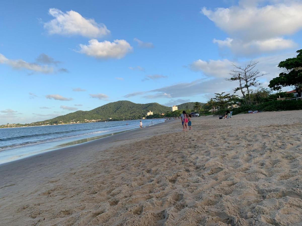 Apto E Suites Praia Do Itapocoroi بنها المظهر الخارجي الصورة